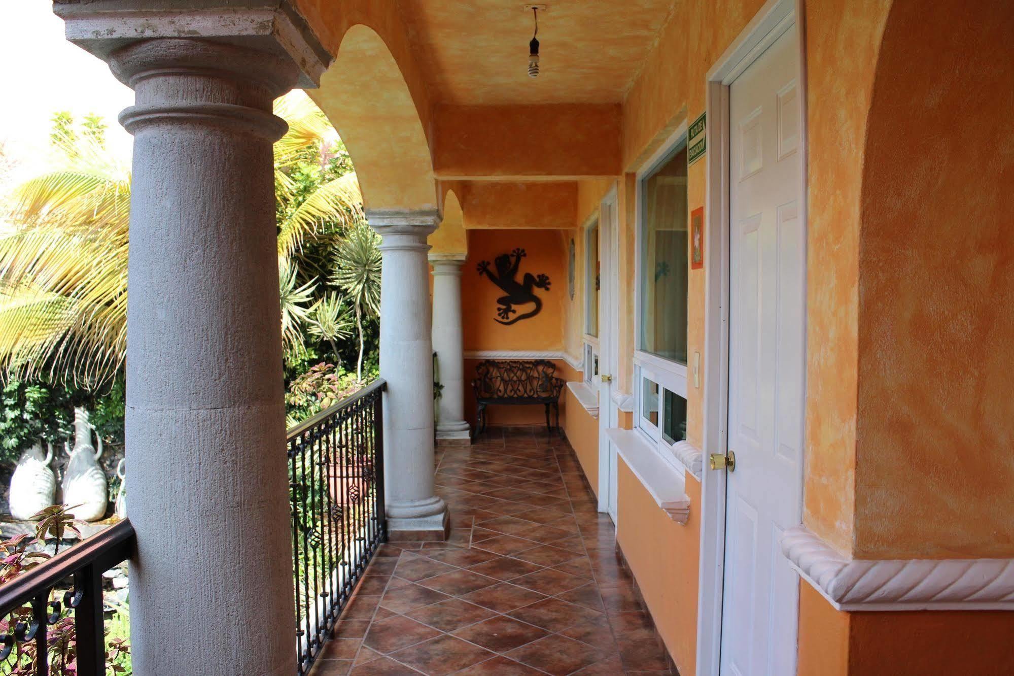 Casa Anturio Hotel Cuernavaca Bagian luar foto