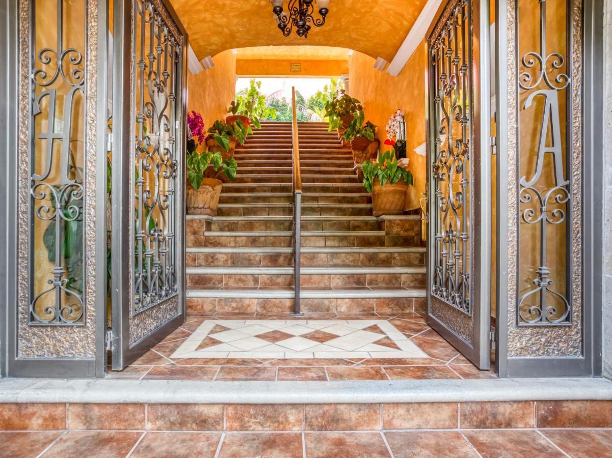 Casa Anturio Hotel Cuernavaca Bagian luar foto